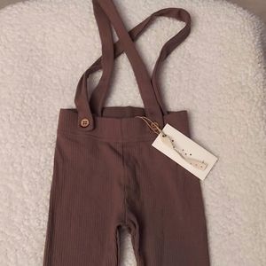 Lil legs ribbed moca suspender leggings